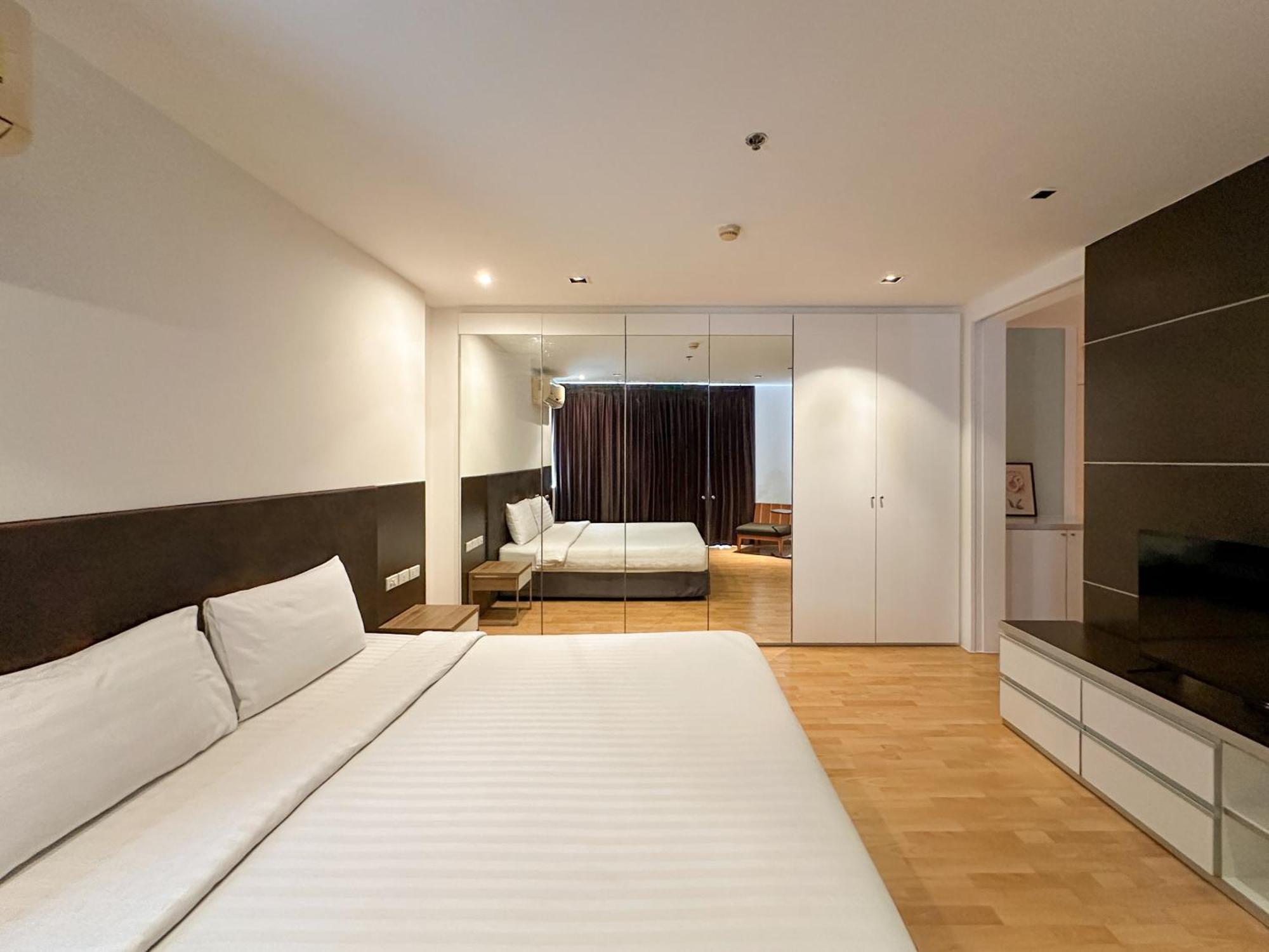 Nantiruj Tower - นันทิรุจ ทาวเวอร์ เซอร์วิสอพาร์ทเม้นท์ สุขุมวิท ซอย 8 Apartment กรุงเทพมหานคร ภายนอก รูปภาพ
