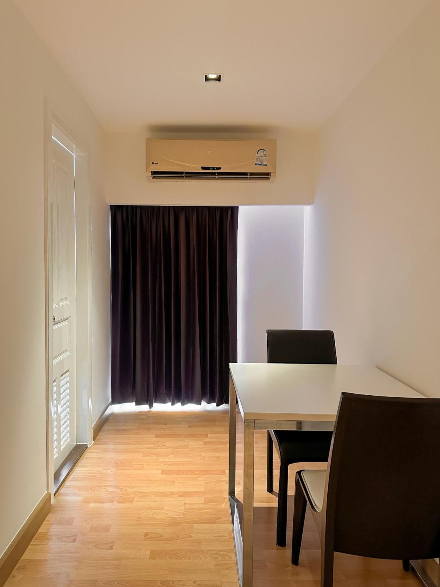 Nantiruj Tower - นันทิรุจ ทาวเวอร์ เซอร์วิสอพาร์ทเม้นท์ สุขุมวิท ซอย 8 Apartment กรุงเทพมหานคร ภายนอก รูปภาพ